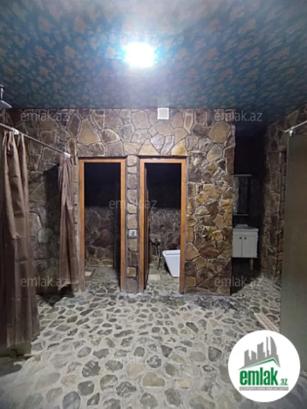 Satılır 5 otaqlı obyekt 3300 m²