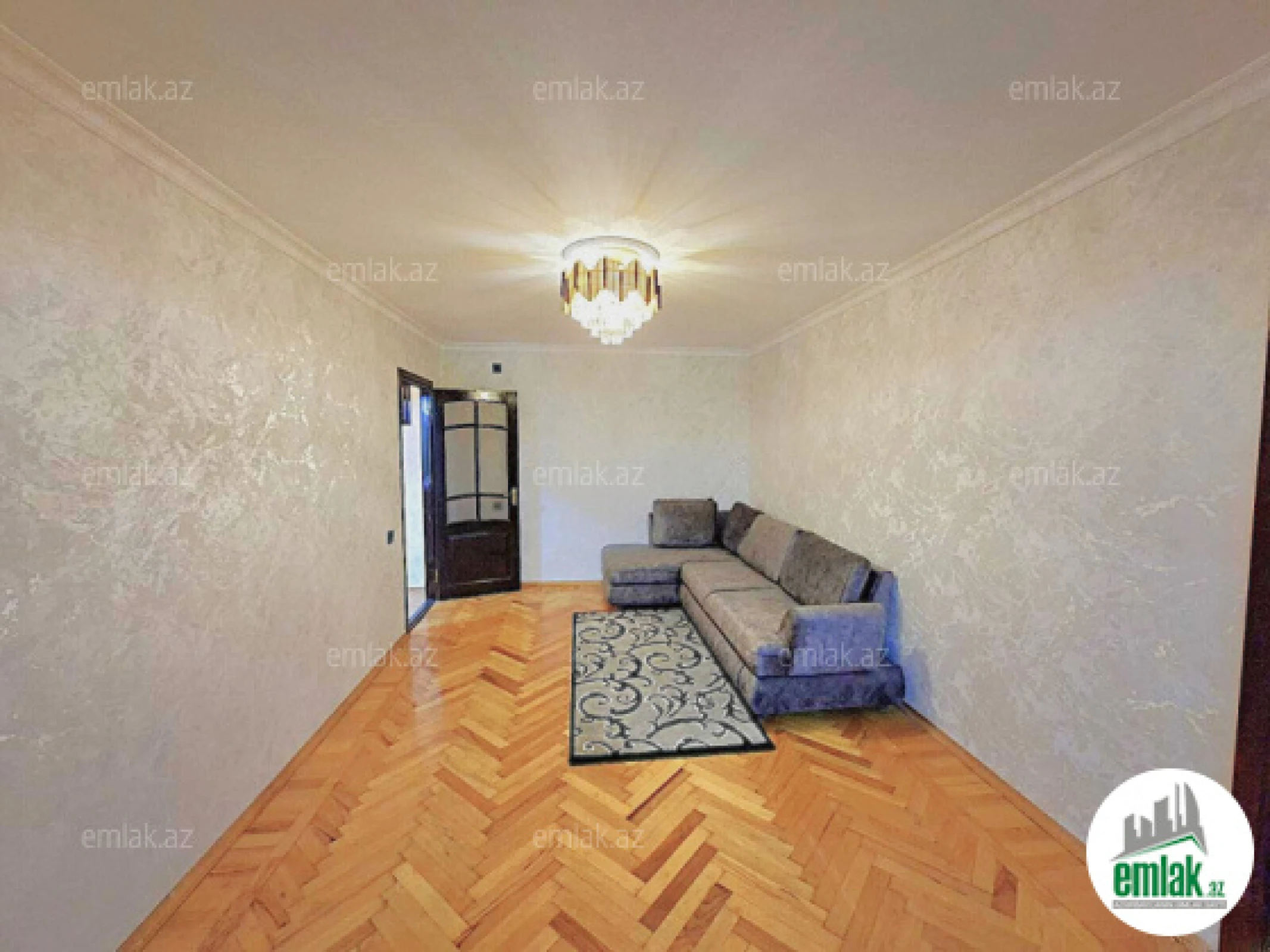 Satılır 4 otaqlı köhnə tikili 80 m²