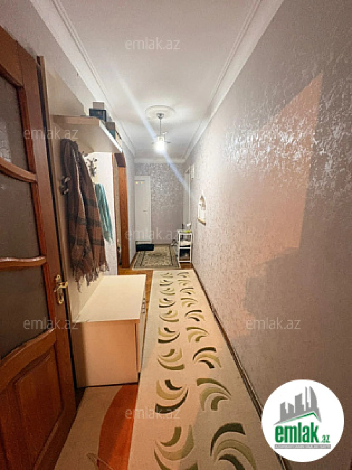 Satılır 3 otaqlı köhnə tikili 75 m²
