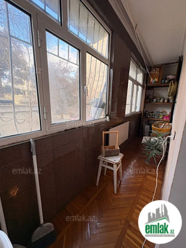 Satılır 3 otaqlı köhnə tikili 75 m²