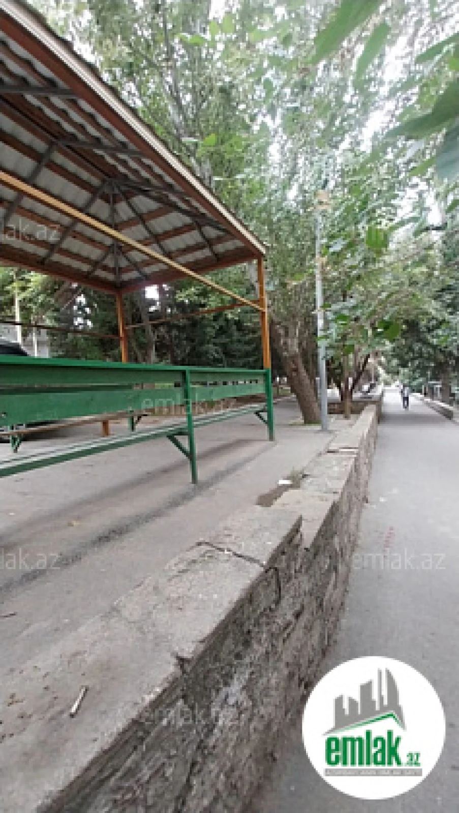 Satılır 3 otaqlı köhnə tikili 75 m²