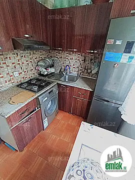 Satılır 3 otaqlı köhnə tikili 75 m²