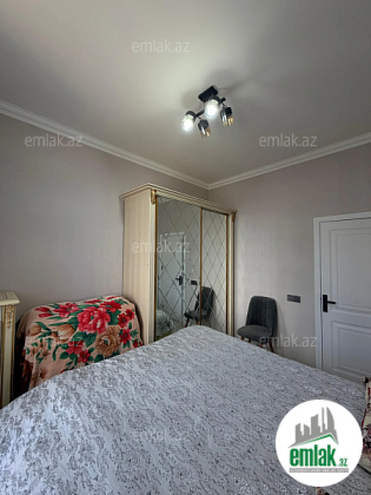 Satılır 2 otaqlı yeni tikili 67 m²