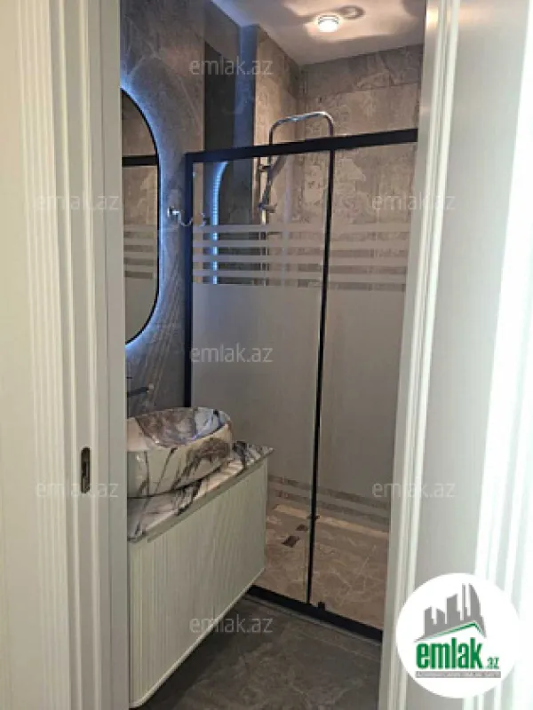 Satılır 2 otaqlı yeni tikili 80 m²