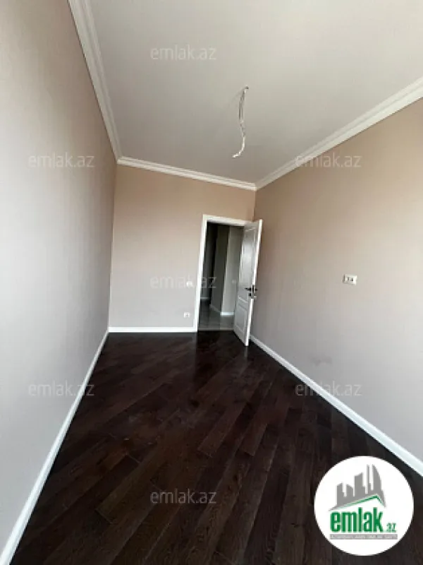 Satılır 4 otaqlı yeni tikili 121 m²