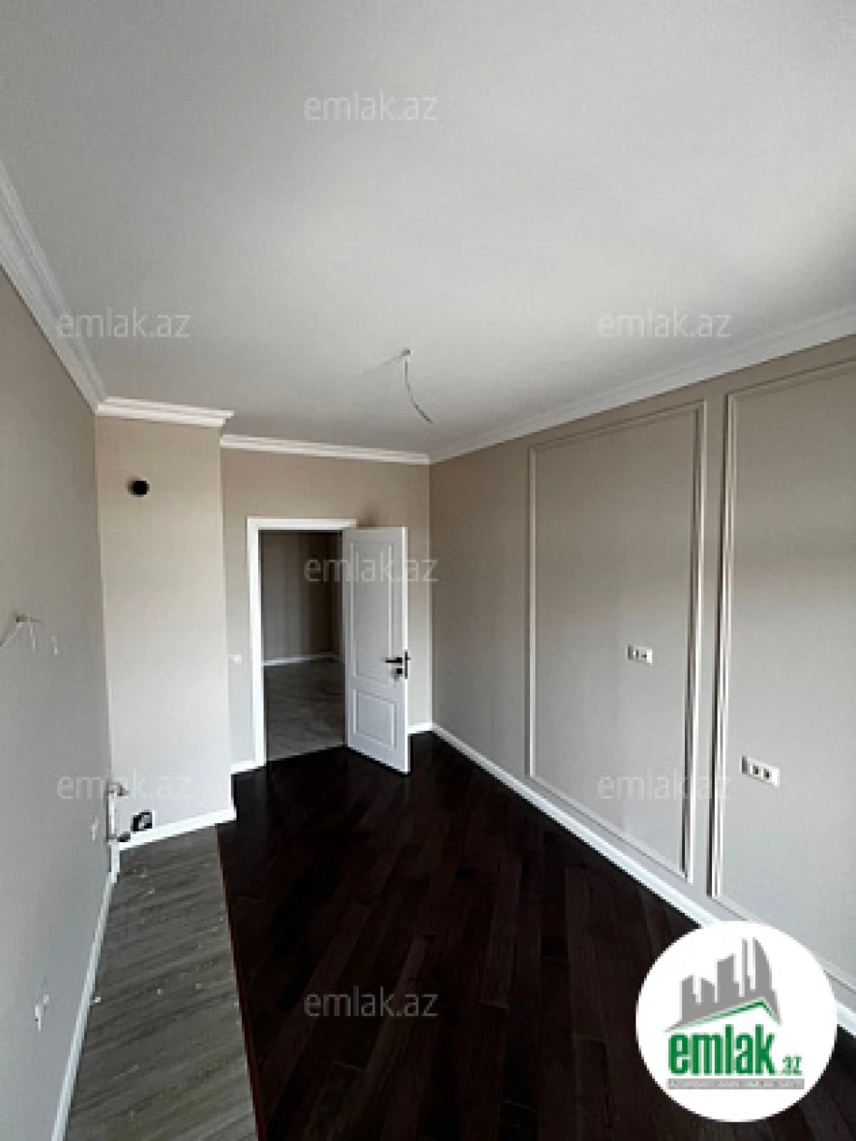 Satılır 4 otaqlı yeni tikili 121 m²