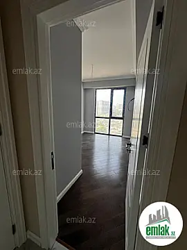 Satılır 4 otaqlı yeni tikili 121 m²