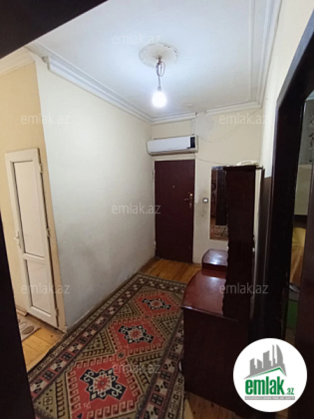Satılır 3 otaqlı köhnə tikili 85 m²