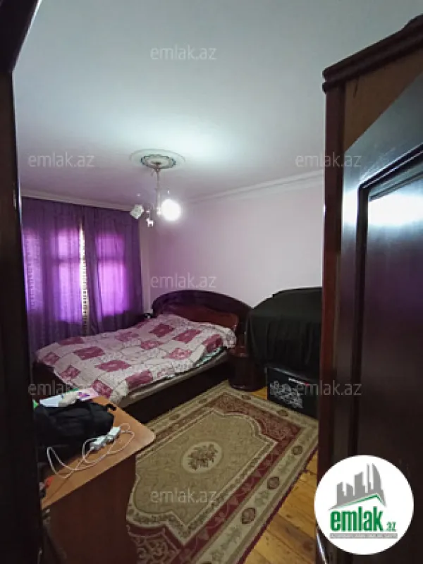 Satılır 3 otaqlı köhnə tikili 85 m²