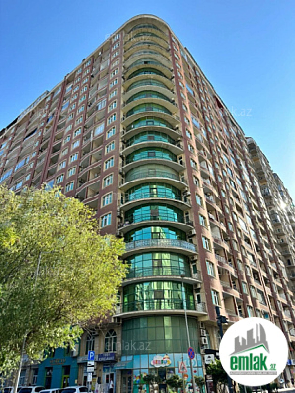 Satılır 4 otaqlı yeni tikili 165 m²