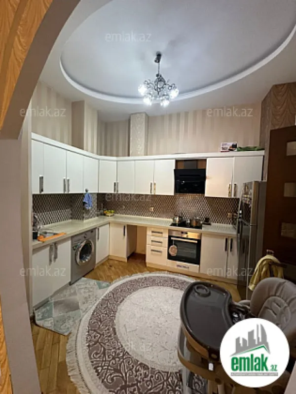 Satılır 4 otaqlı yeni tikili 165 m²