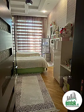 Satılır 4 otaqlı yeni tikili 165 m²