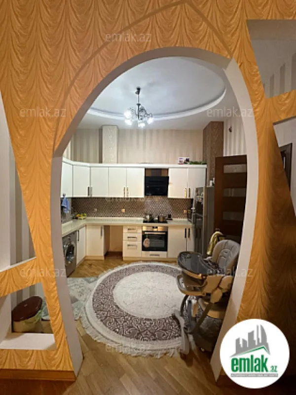 Satılır 4 otaqlı yeni tikili 165 m²