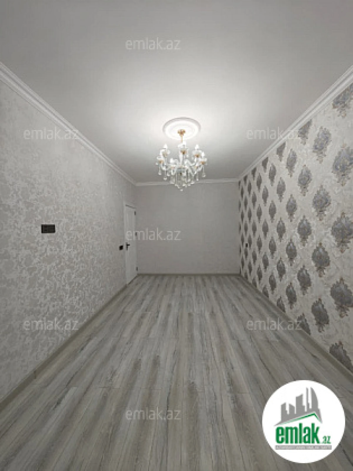 Satılır 3 otaqlı köhnə tikili 80 m²