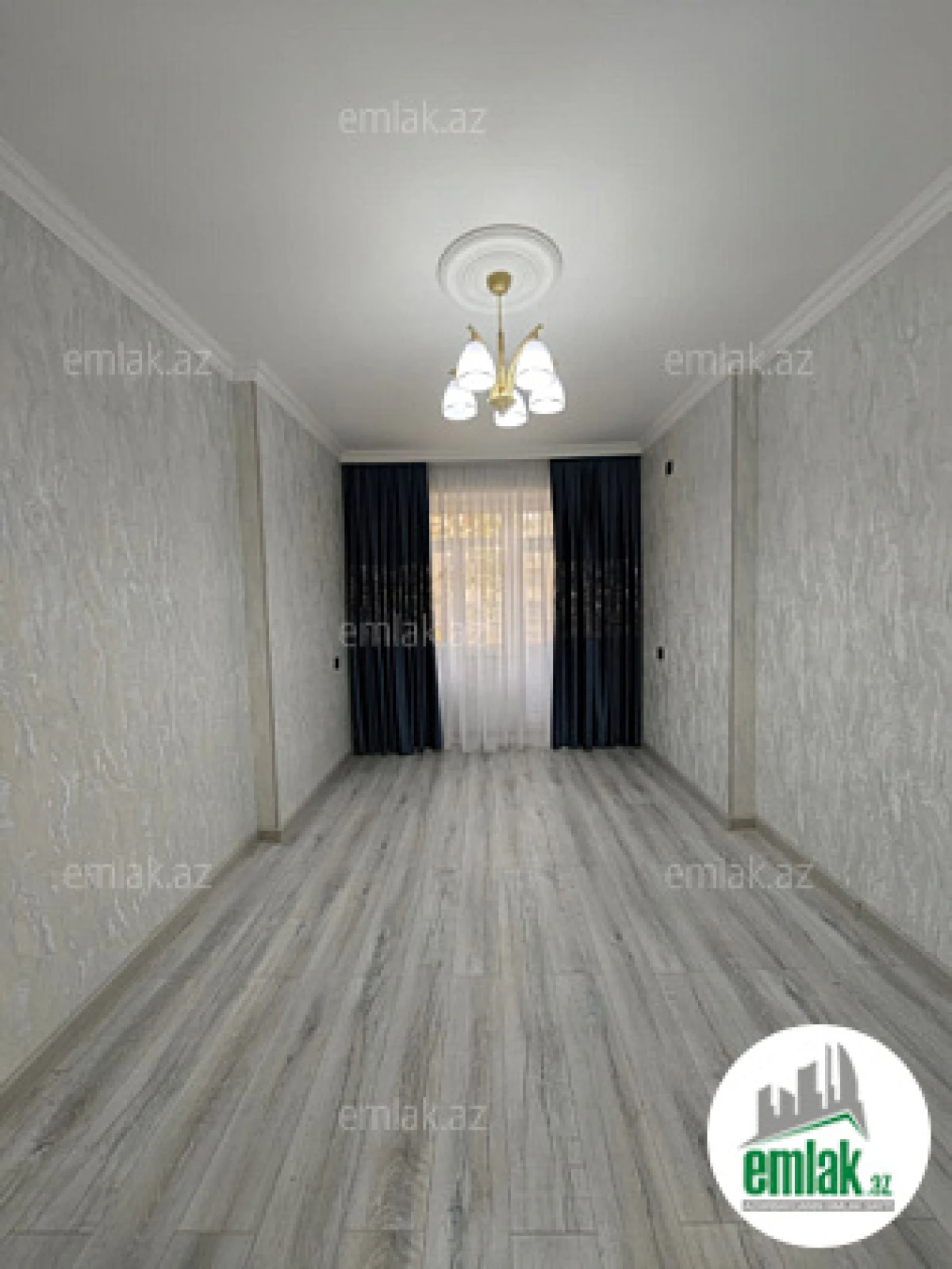 Satılır 3 otaqlı köhnə tikili 80 m²