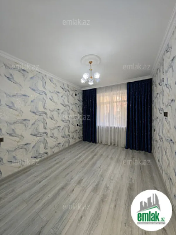 Satılır 3 otaqlı köhnə tikili 80 m²