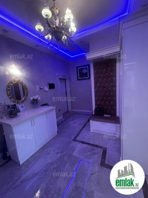 Satılır 3 otaqlı yeni tikili 90 m²