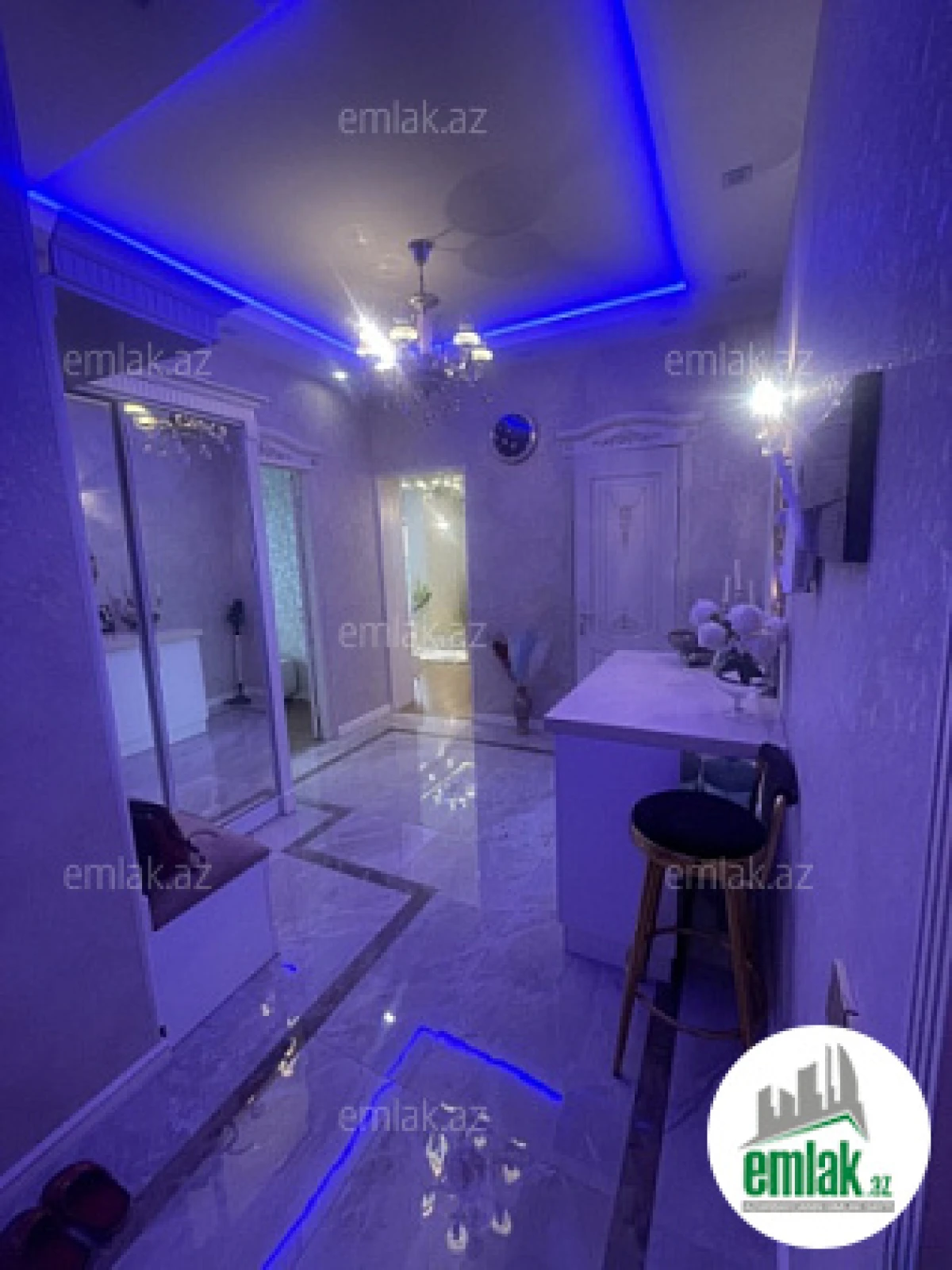 Satılır 3 otaqlı yeni tikili 90 m²