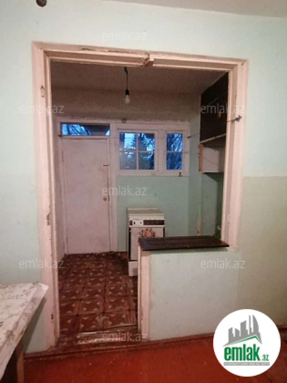 Satılır 2 otaqlı köhnə tikili 70 m²