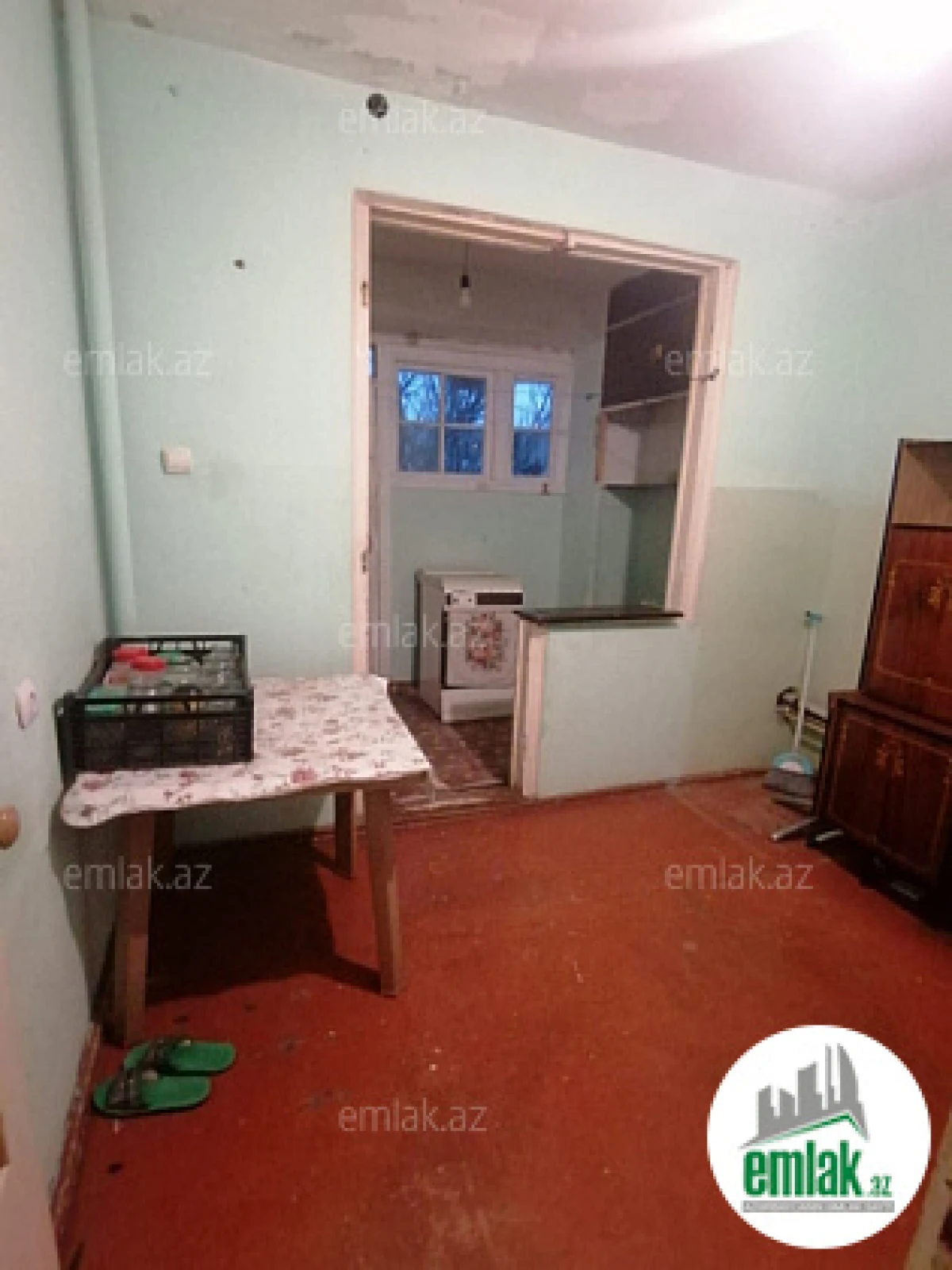 Satılır 2 otaqlı köhnə tikili 70 m²