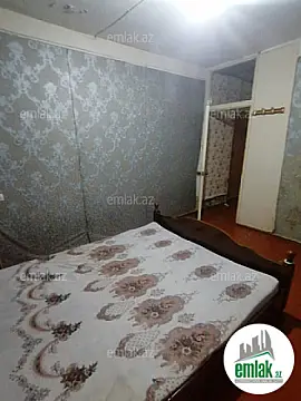 Satılır 2 otaqlı köhnə tikili 70 m²