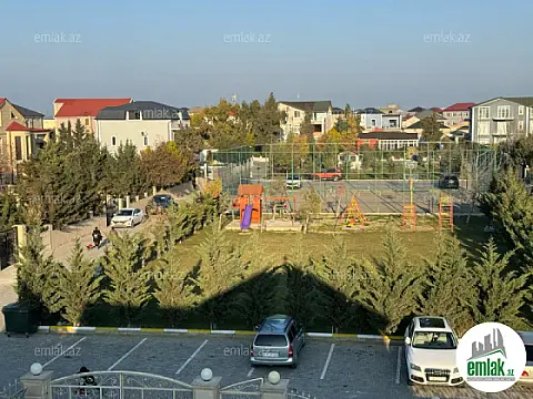 Satılır 4 otaqlı həyət evi 200 m²