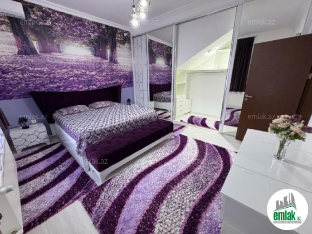 Satılır 4 otaqlı həyət evi 200 m²