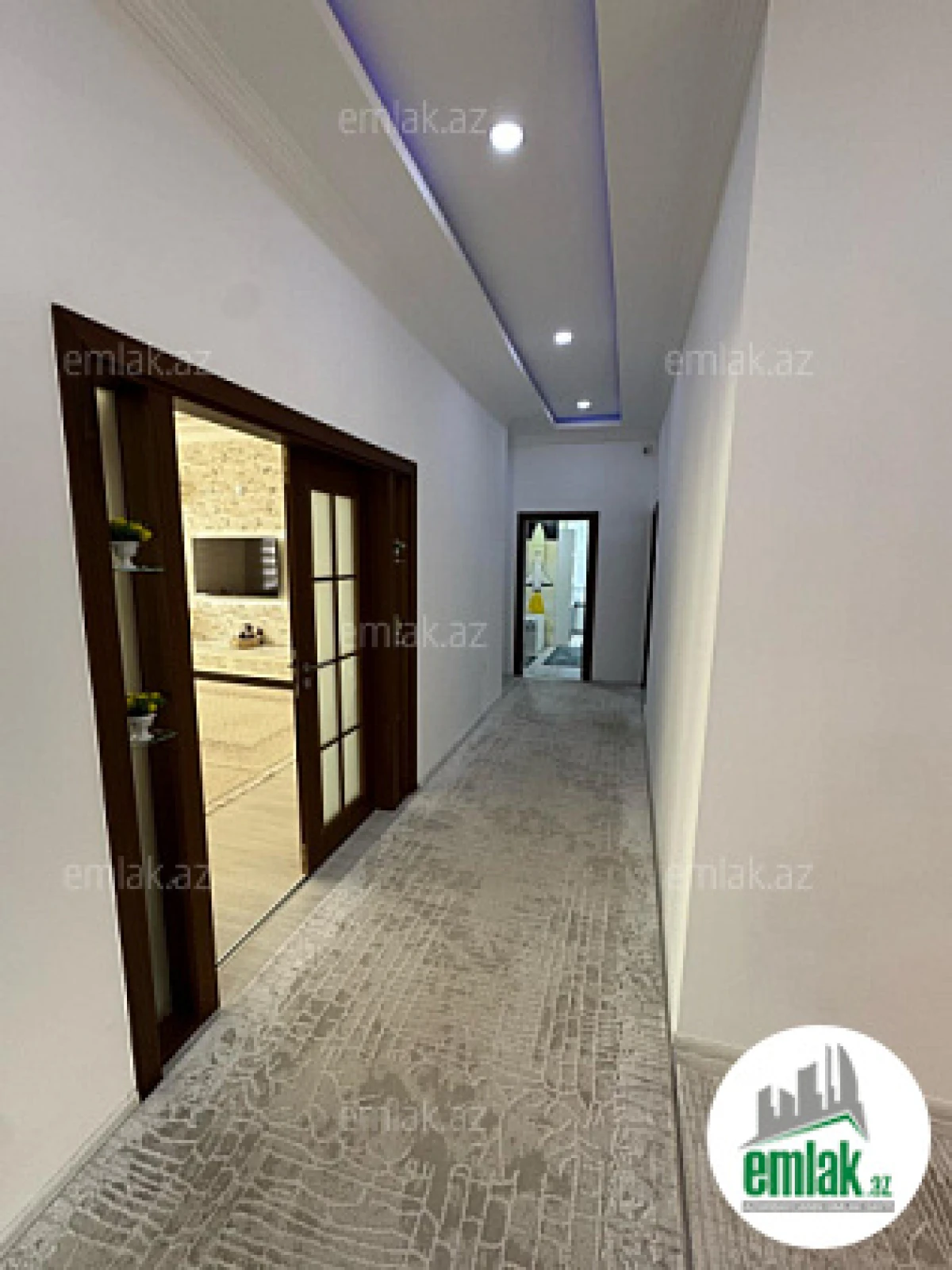 Satılır 4 otaqlı həyət evi 200 m²