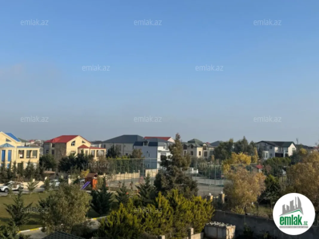 Satılır 4 otaqlı həyət evi 200 m²