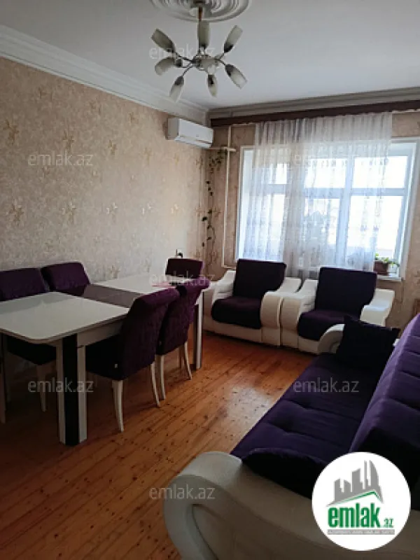 Satılır 3 otaqlı köhnə tikili 80 m²