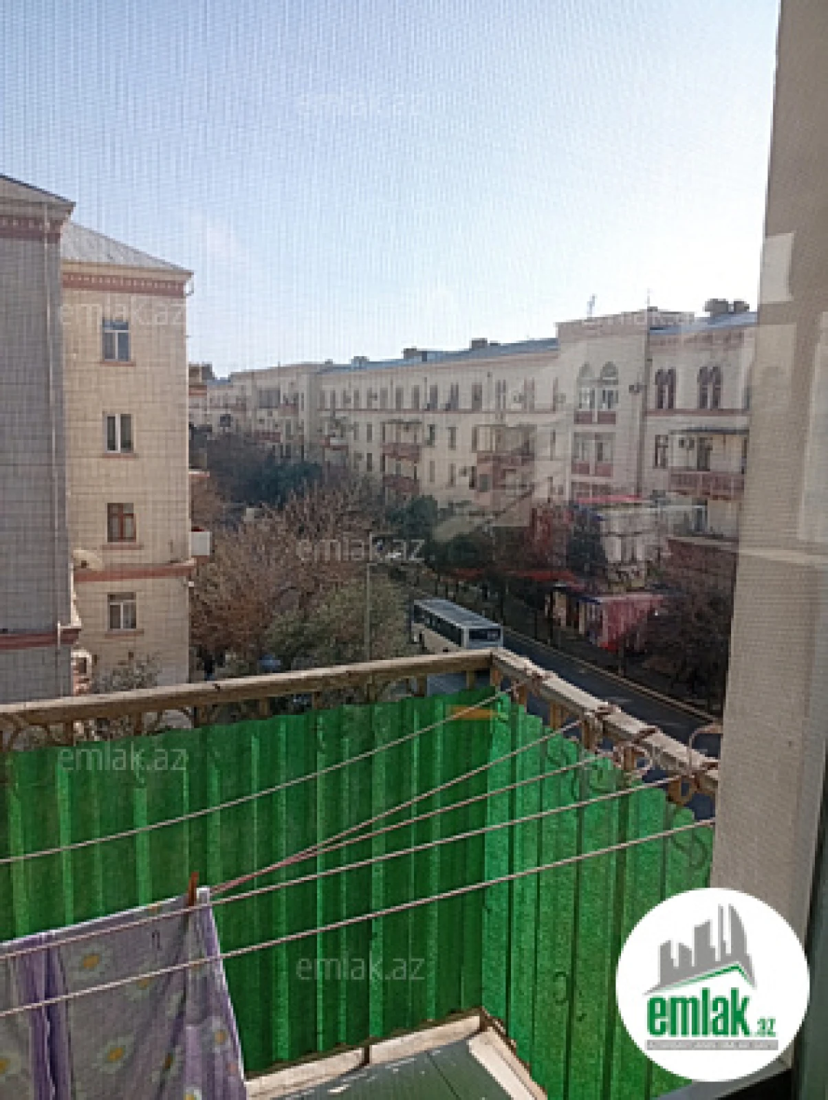 Satılır 1 otaqlı köhnə tikili 42 m²