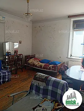 Satılır 1 otaqlı köhnə tikili 42 m²