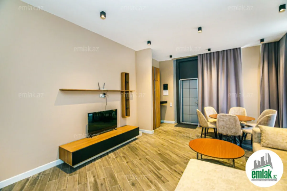 Satılır 19 otaqlı obyekt 1700 m²