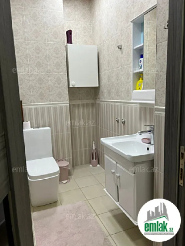 Satılır 4 otaqlı yeni tikili 155 m²