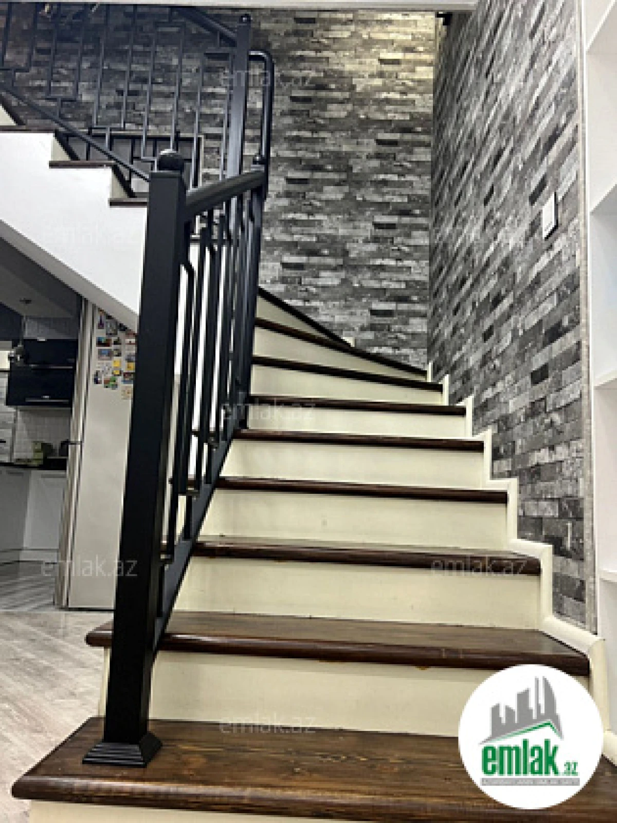 Satılır 4 otaqlı yeni tikili 155 m²