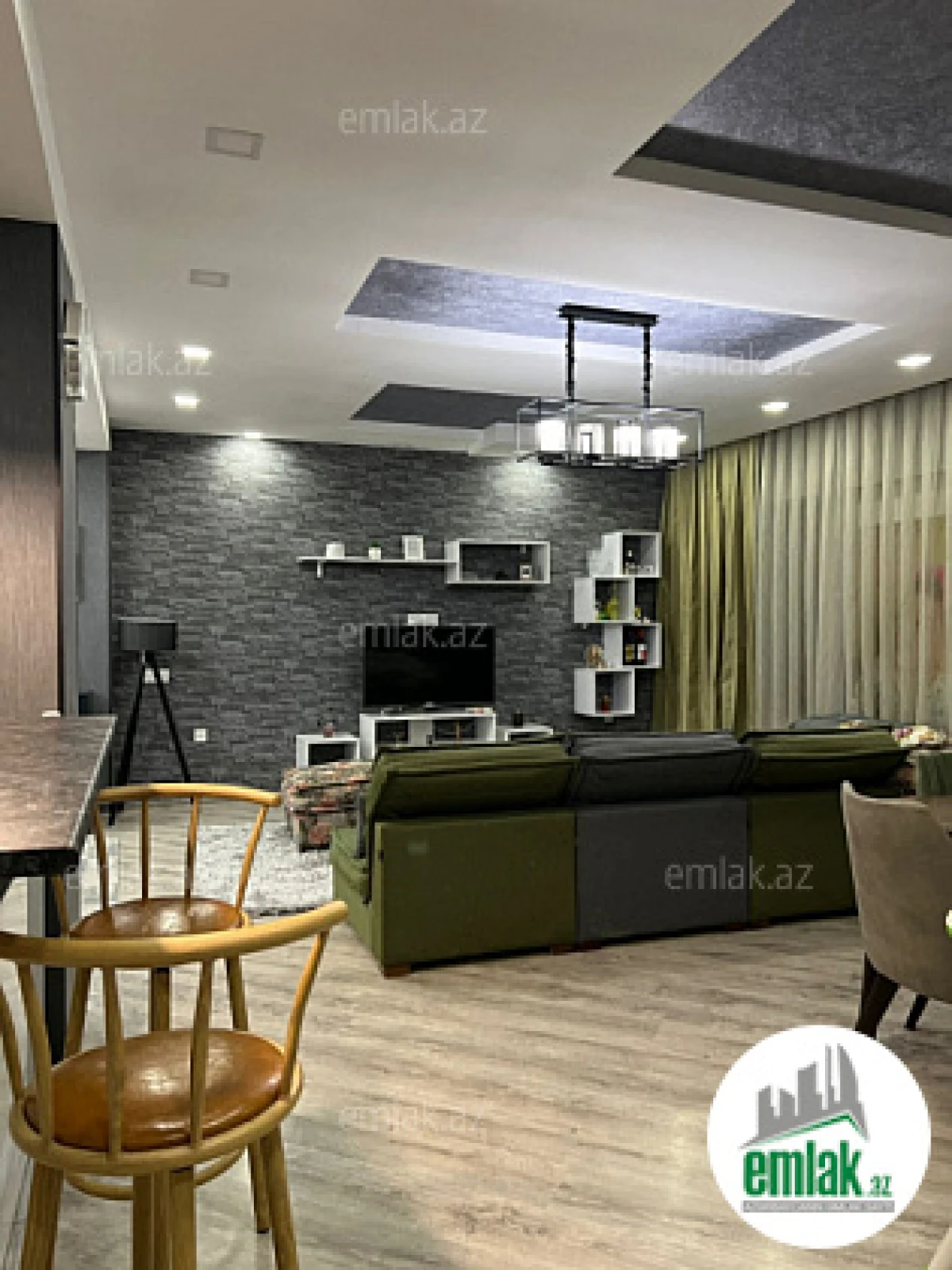 Satılır 4 otaqlı yeni tikili 155 m²