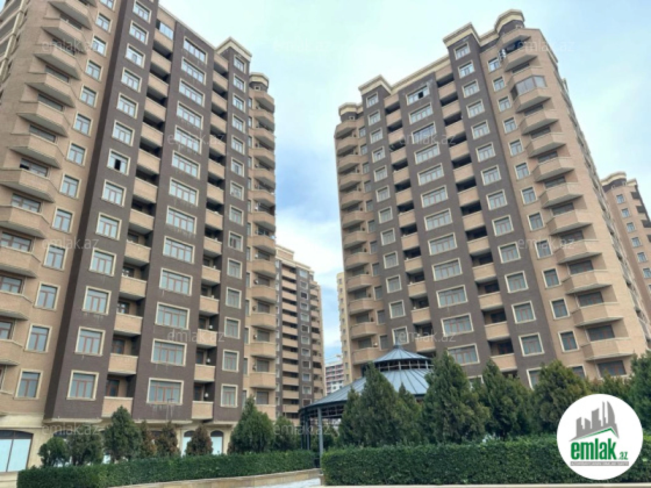 Satılır 3 otaqlı yeni tikili 108 m²