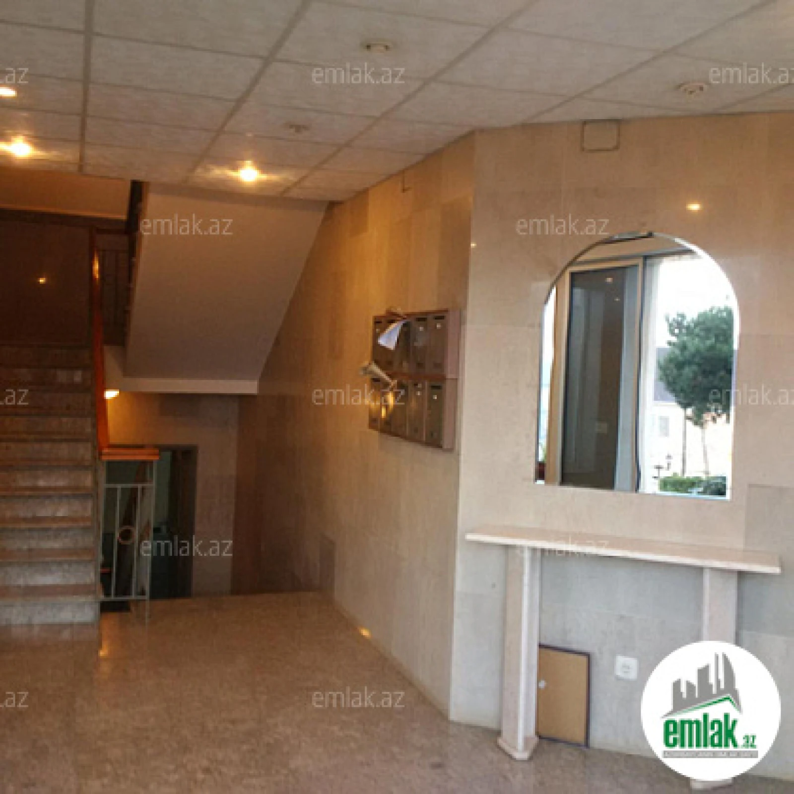 Satılır 4 otaqlı yeni tikili 125 m²