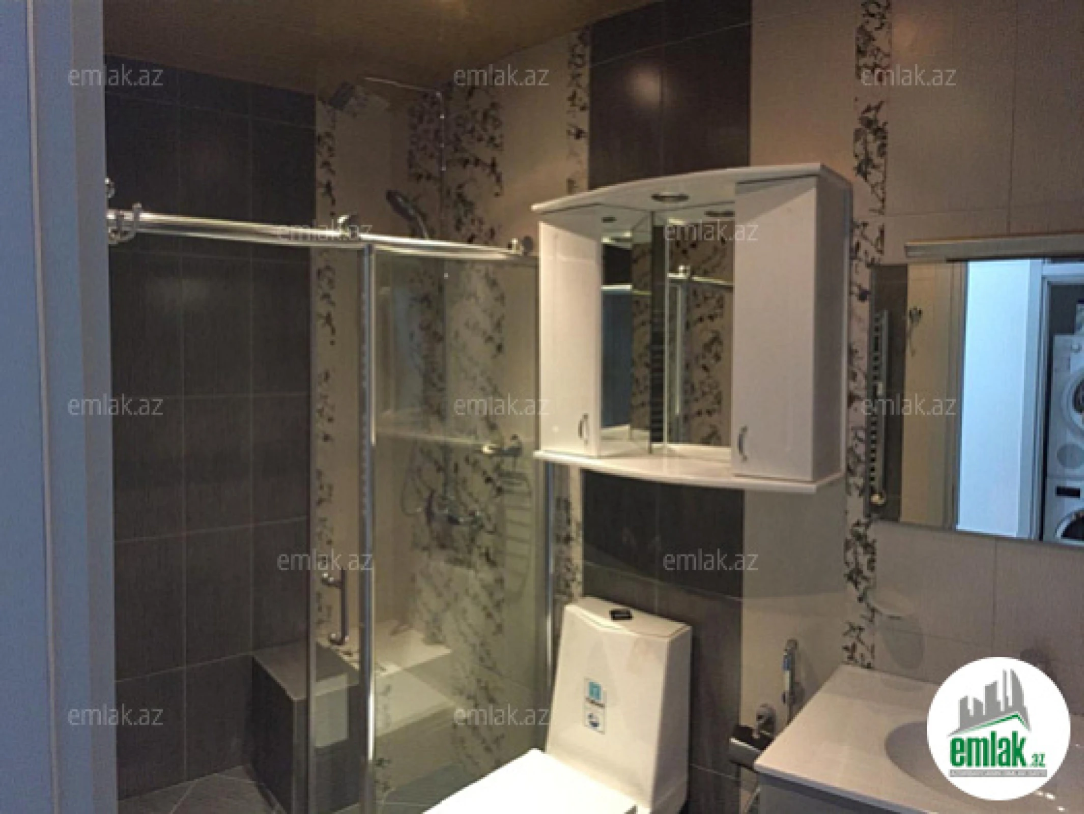 Satılır 4 otaqlı yeni tikili 125 m²