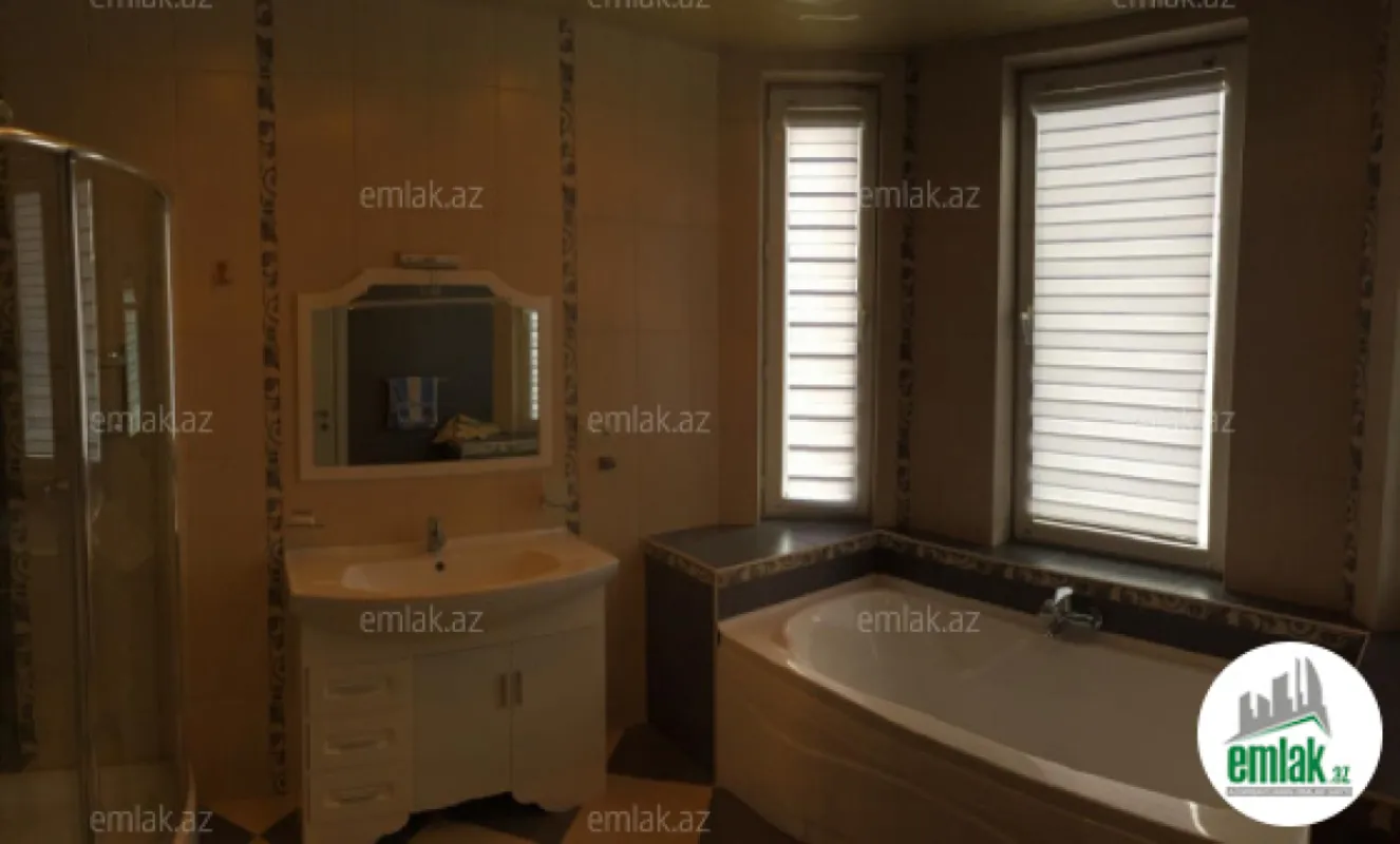 Satılır 4 otaqlı yeni tikili 125 m²