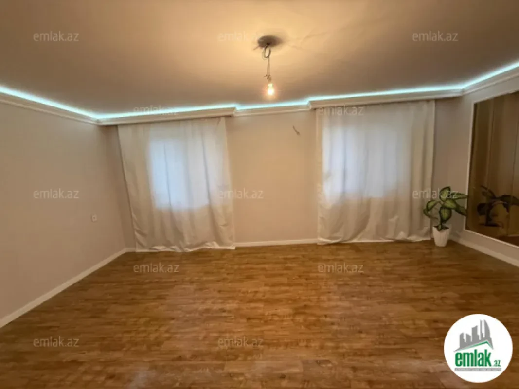 Satılır 5 otaqlı köhnə tikili 127 m²