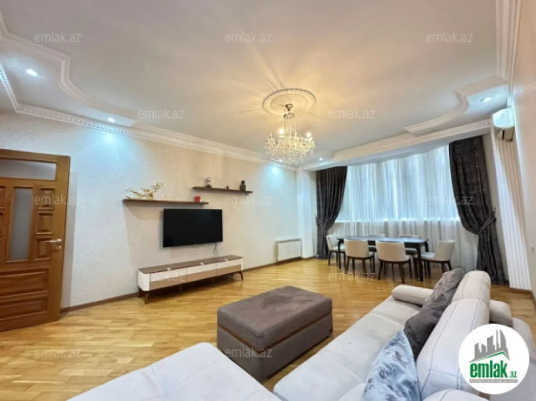 Satılır 4 otaqlı yeni tikili 175 m²