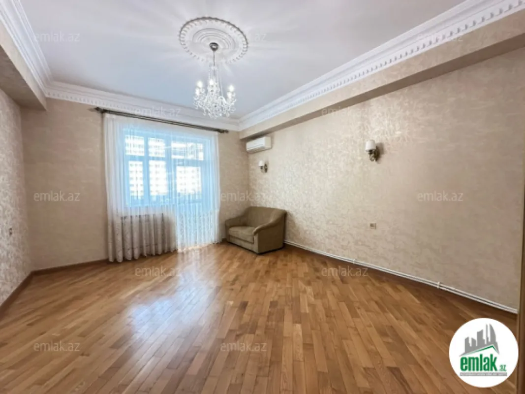 Satılır 4 otaqlı yeni tikili 175 m²