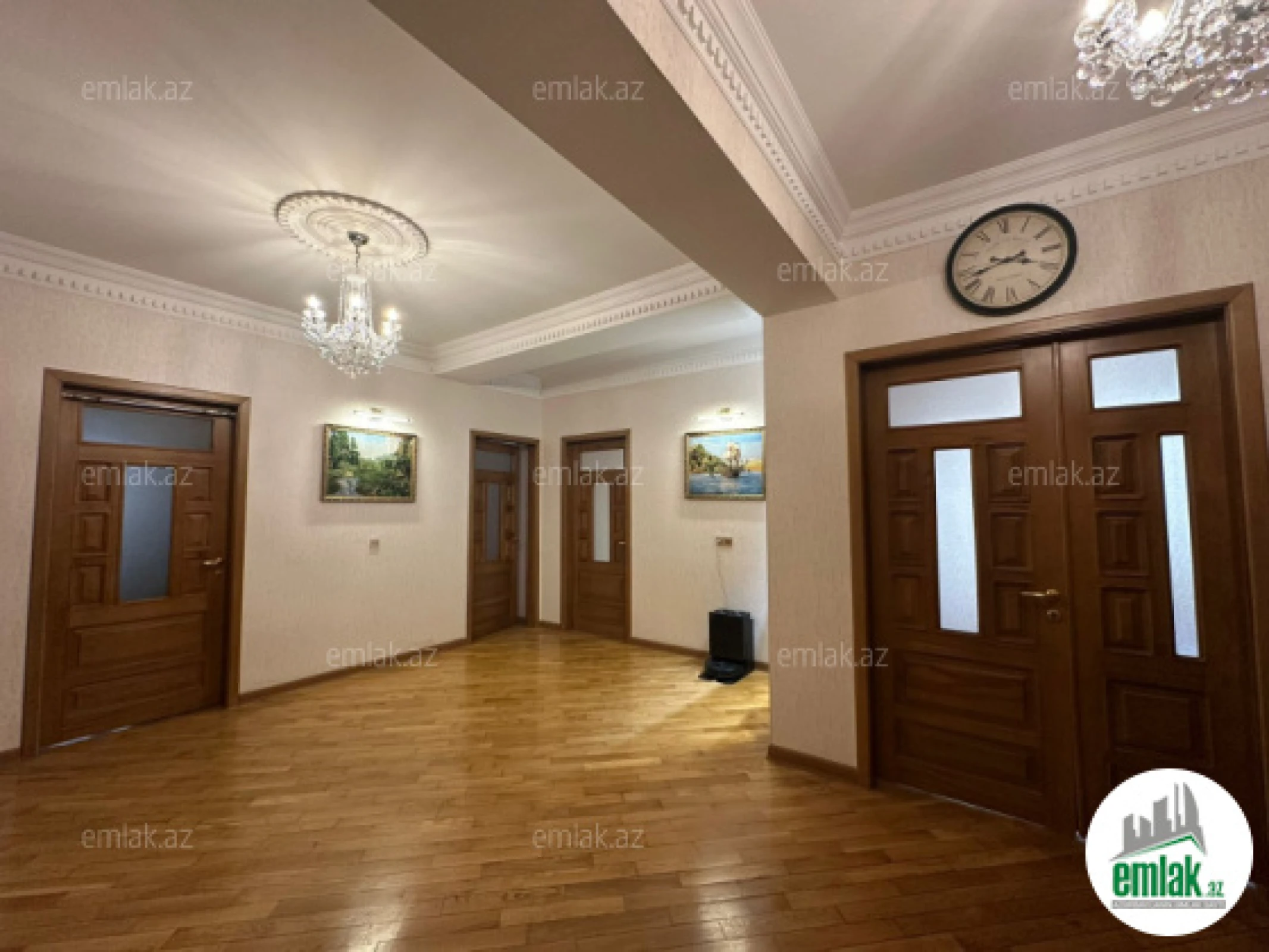 Satılır 4 otaqlı yeni tikili 175 m²