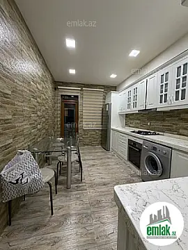 Satılır 3 otaqlı yeni tikili 83 m²