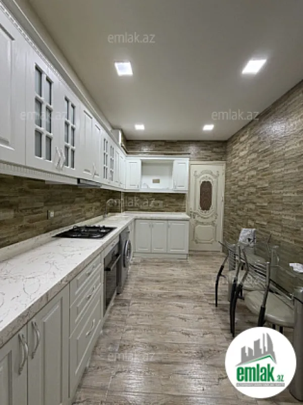 Satılır 3 otaqlı yeni tikili 83 m²