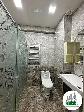 Satılır 3 otaqlı yeni tikili 83 m²