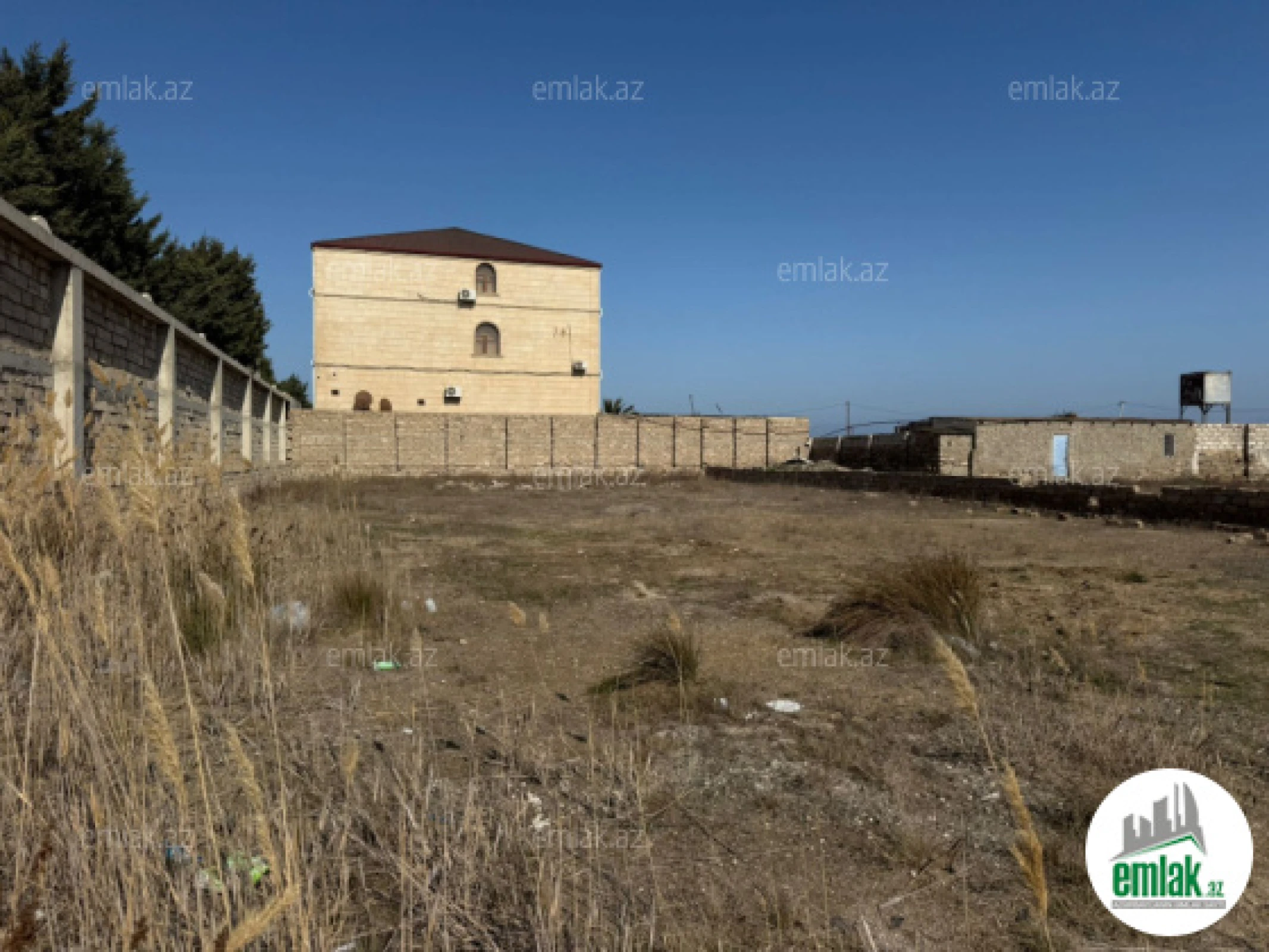 Satılır torpaq sahəsi 12 m²