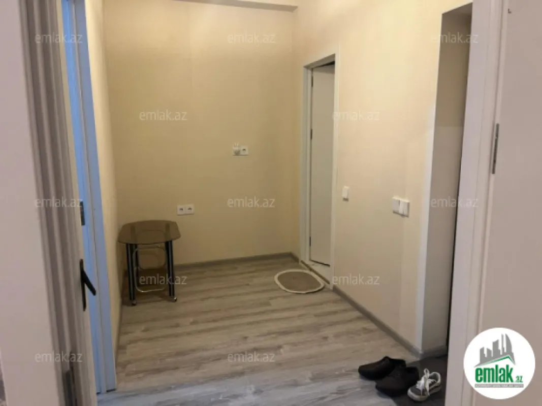 Satılır 3 otaqlı yeni tikili 70 m²