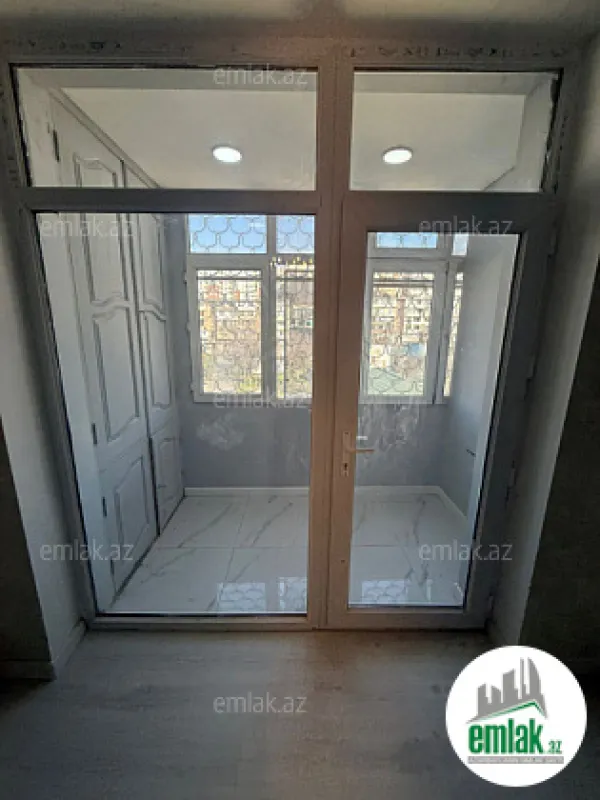 Satılır 3 otaqlı köhnə tikili 85 m²